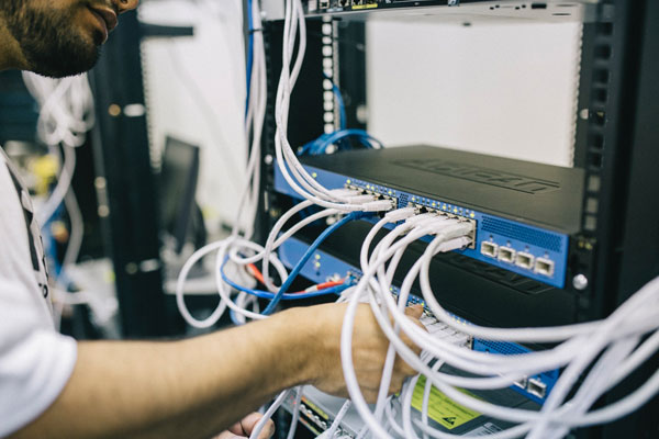 Hizmetlerimiz Commercial Electr Services